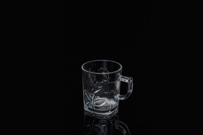 玻璃酒杯的耐熱性如何？午夜视频免费观看能承受多高溫度？